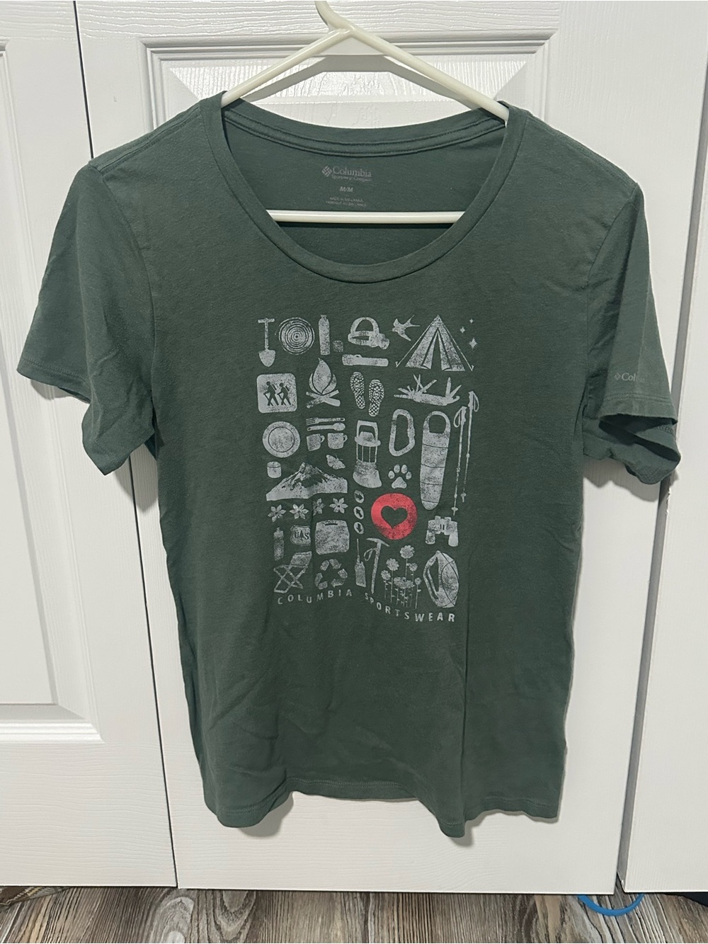 Columbia Forest Green Short Sleeve Graphic Tee with Red Heart